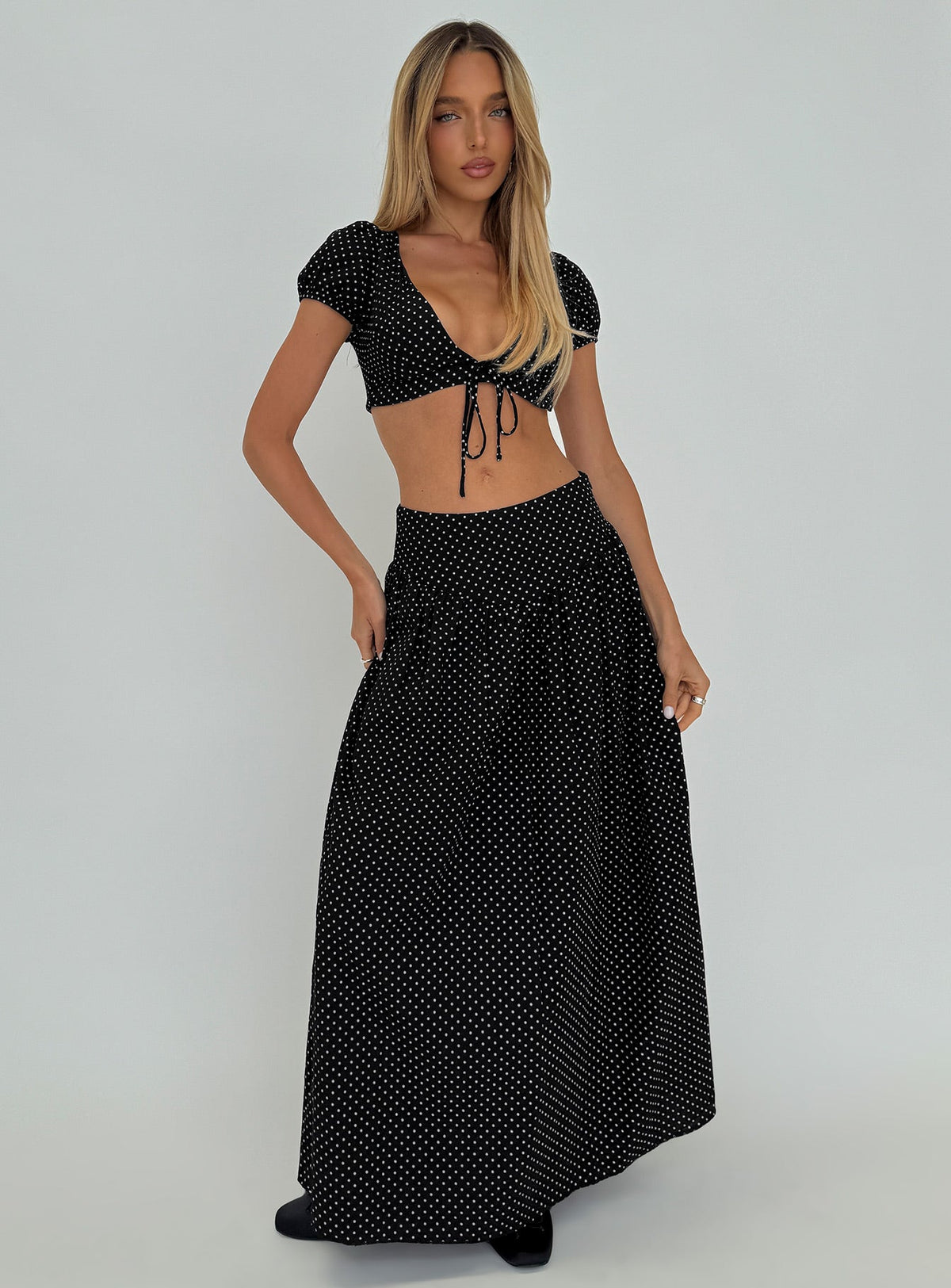 Alletta Drop Waist Maxi Skirt Black Polka