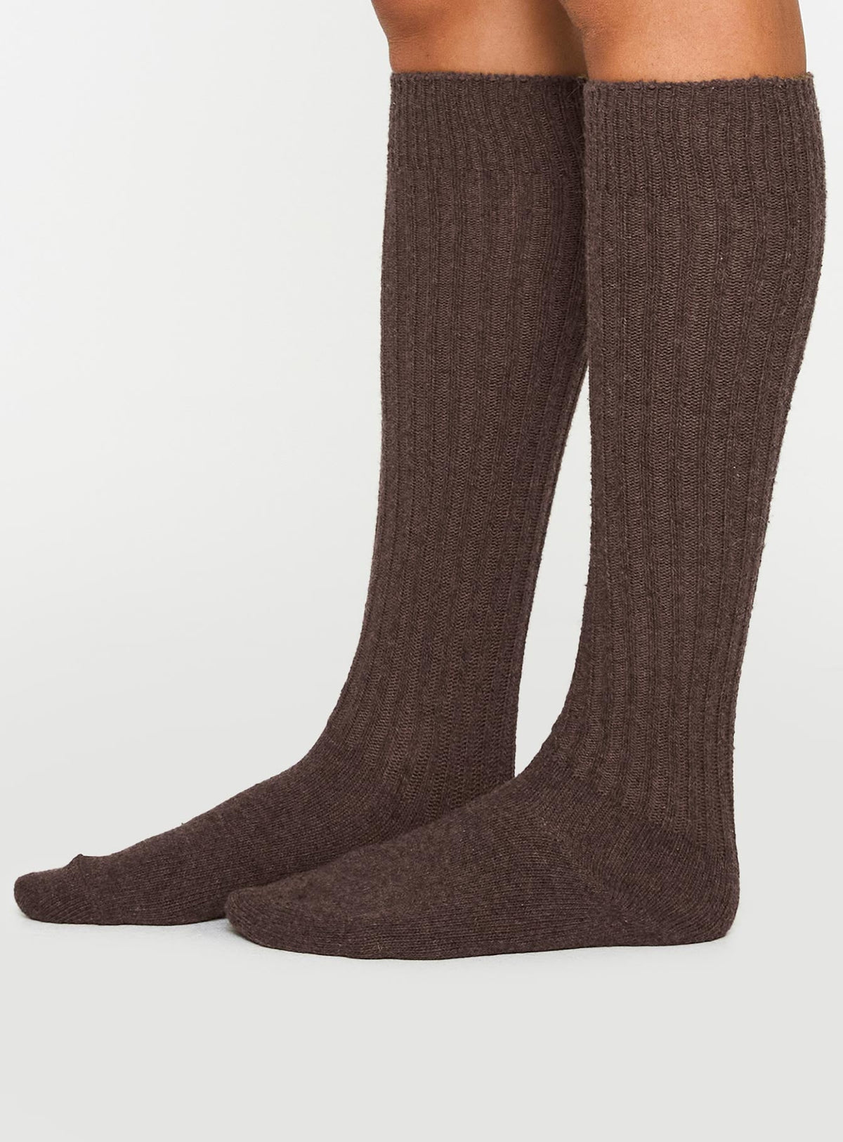 Boderline High Knee Ribbed Socks Chocolate