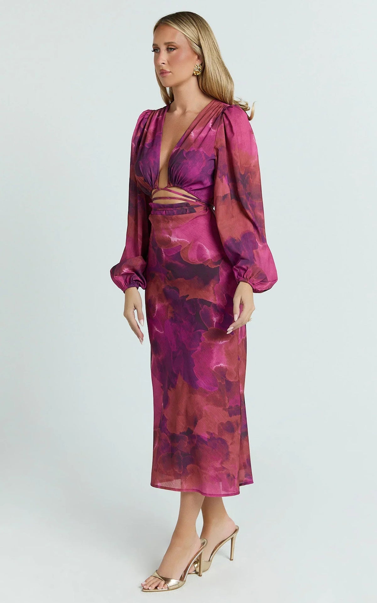 Artola Midi Dress - Front Cut Out Long Sleeve Dress in Blurred Dreams