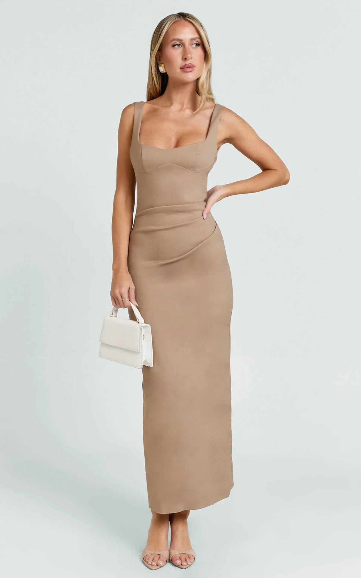 Benita Midi Dress - Scoop Neck Ruched Fitted Dress in Mocha
