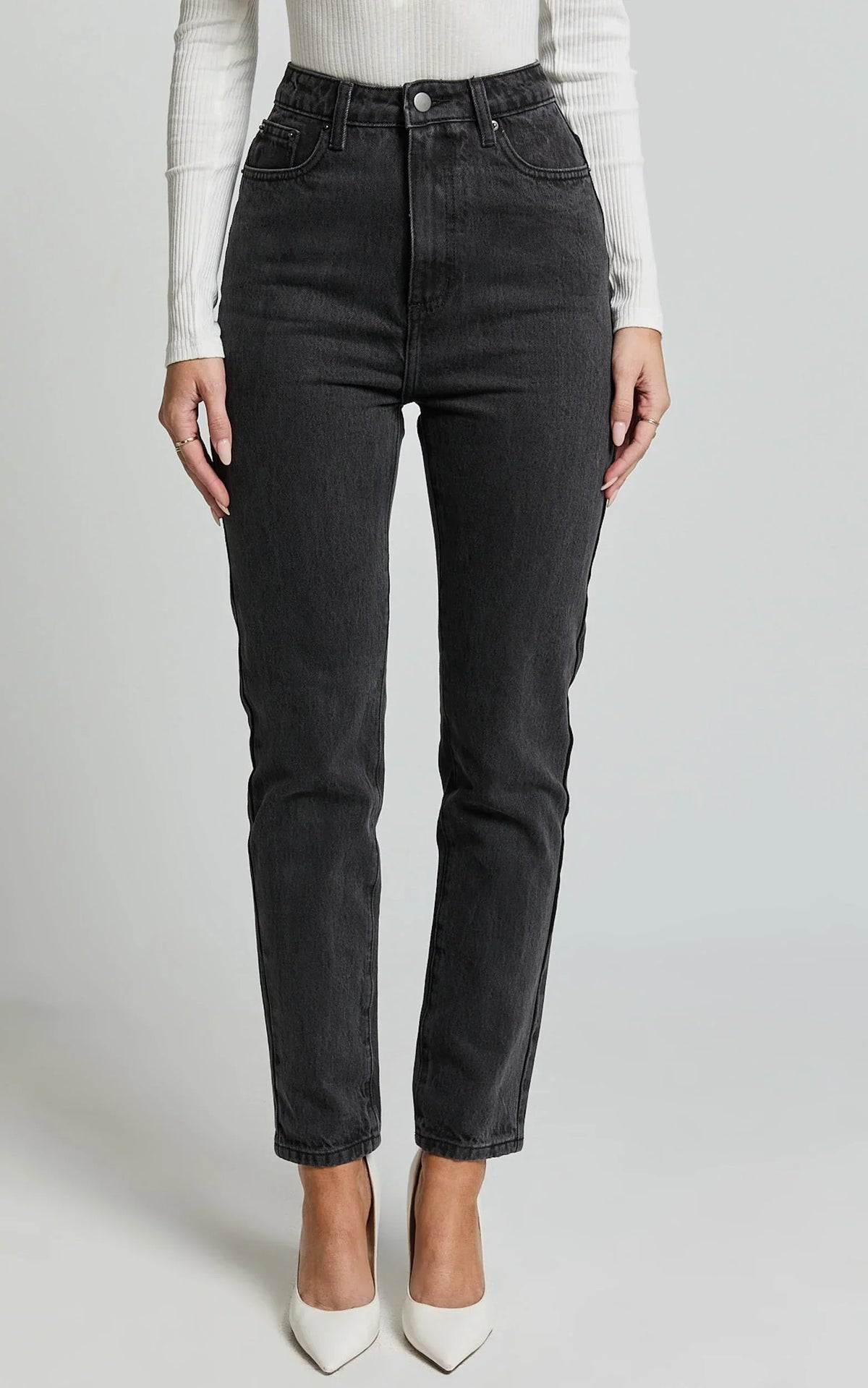 Billie Jeans - High Waisted Recycled Cotton Mom Denim Jeans in Washed Black