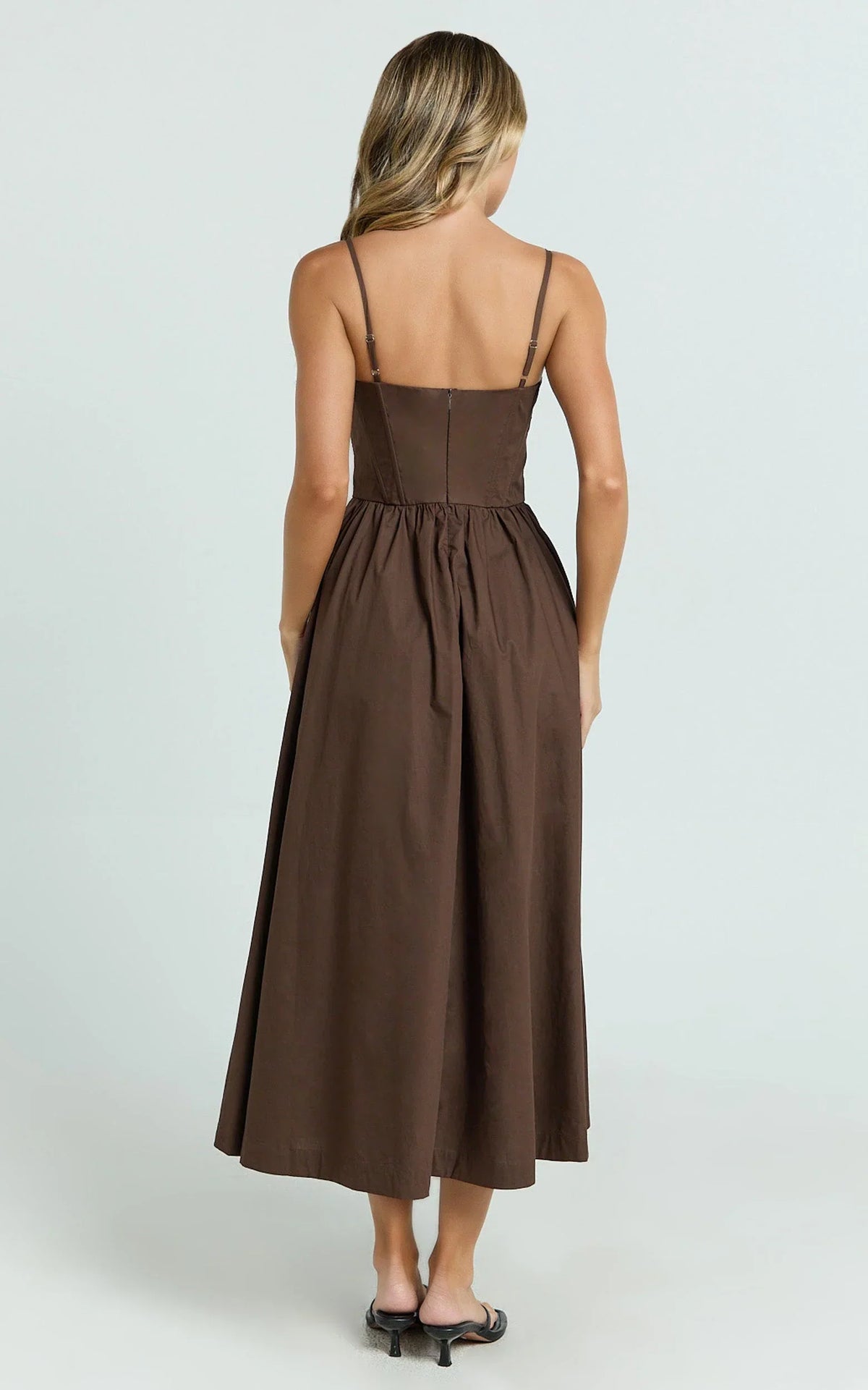 Braelyn Midi Dress - Scoop Neck Flare Dress in Chocolate