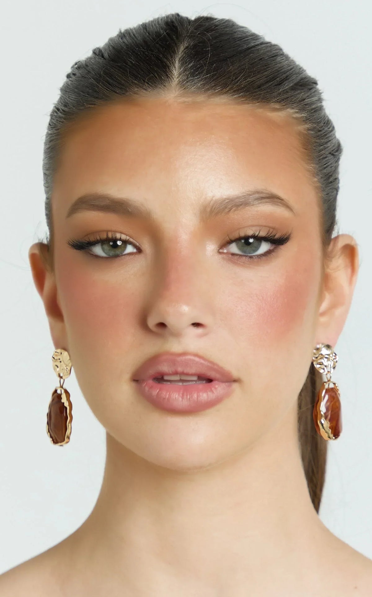 Beverly Resin Drop Gold Earrings in Gold