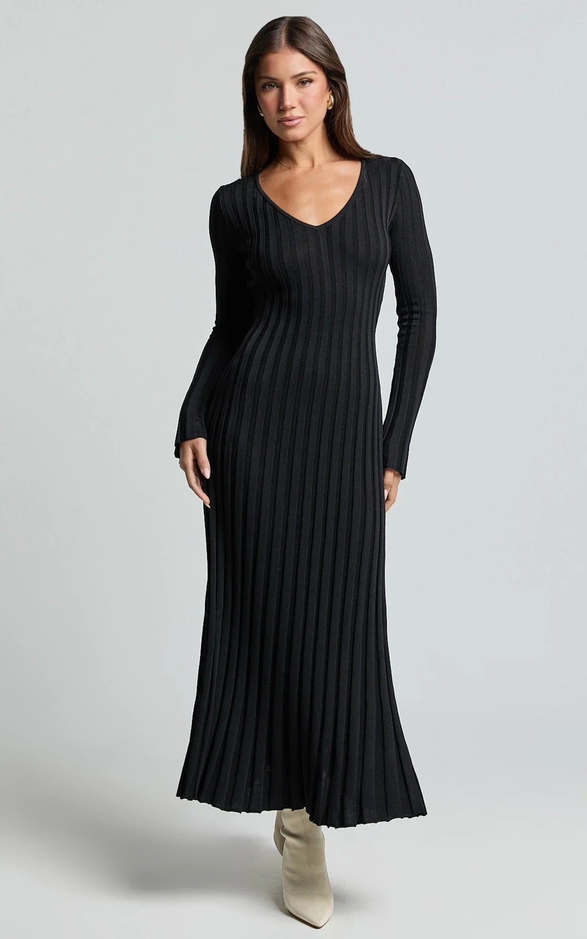 Astra Maxi Dress - V Neck Long Sleeve Knit Dress in Black