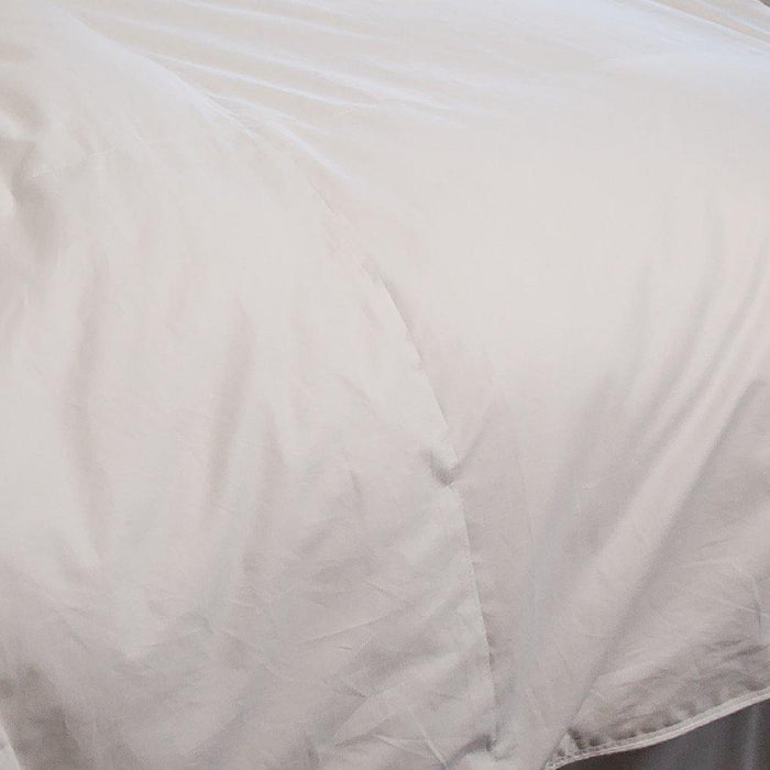 Hotel Collection 80% Down & 20% Feather Duvet - Northern Feather Canada eStore