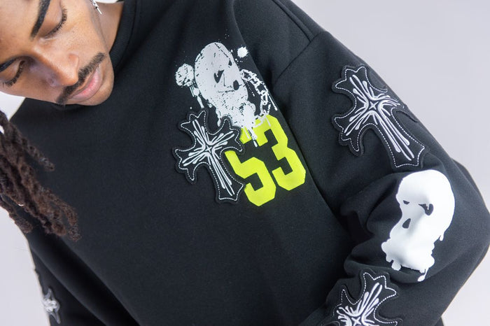 Black Rebel Minds Mask 53 crew sweatshirt featuring a casual fit and bold graphic design, perfect for streetwear style.